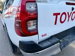 تويوتا هايلوكس